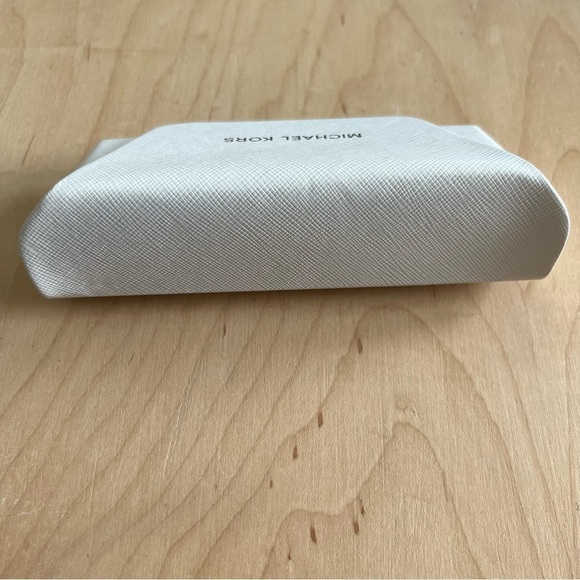 Michael Kors Hard Eye Glass Case Flip Over Snap Shut Case White Case ONLY - Picture 3 of 5